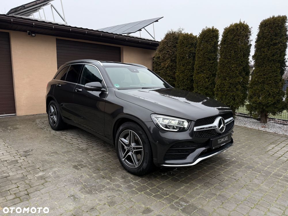 Mercedes-Benz GLC 220 d 4Matic 9G-TRONIC AMG Line - 35