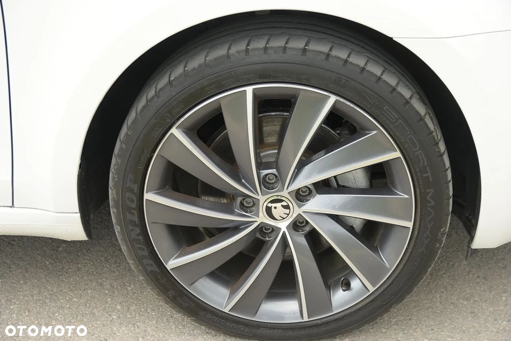 Skoda Octavia 2.0 TDI 4x4 DSG L&K - 15