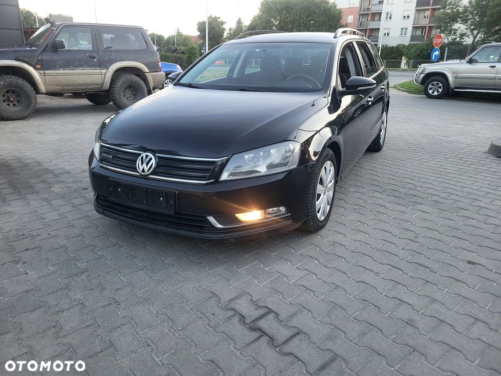 Volkswagen Passat 1.6 TDI Comfortline - 2