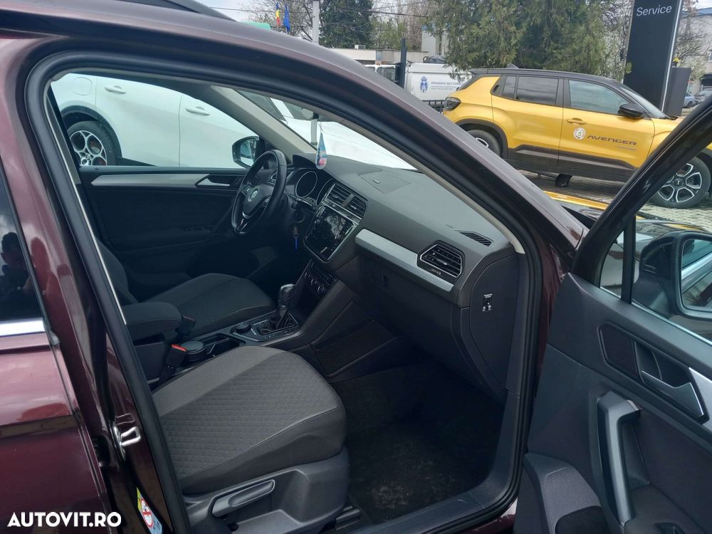 Volkswagen Tiguan - 8