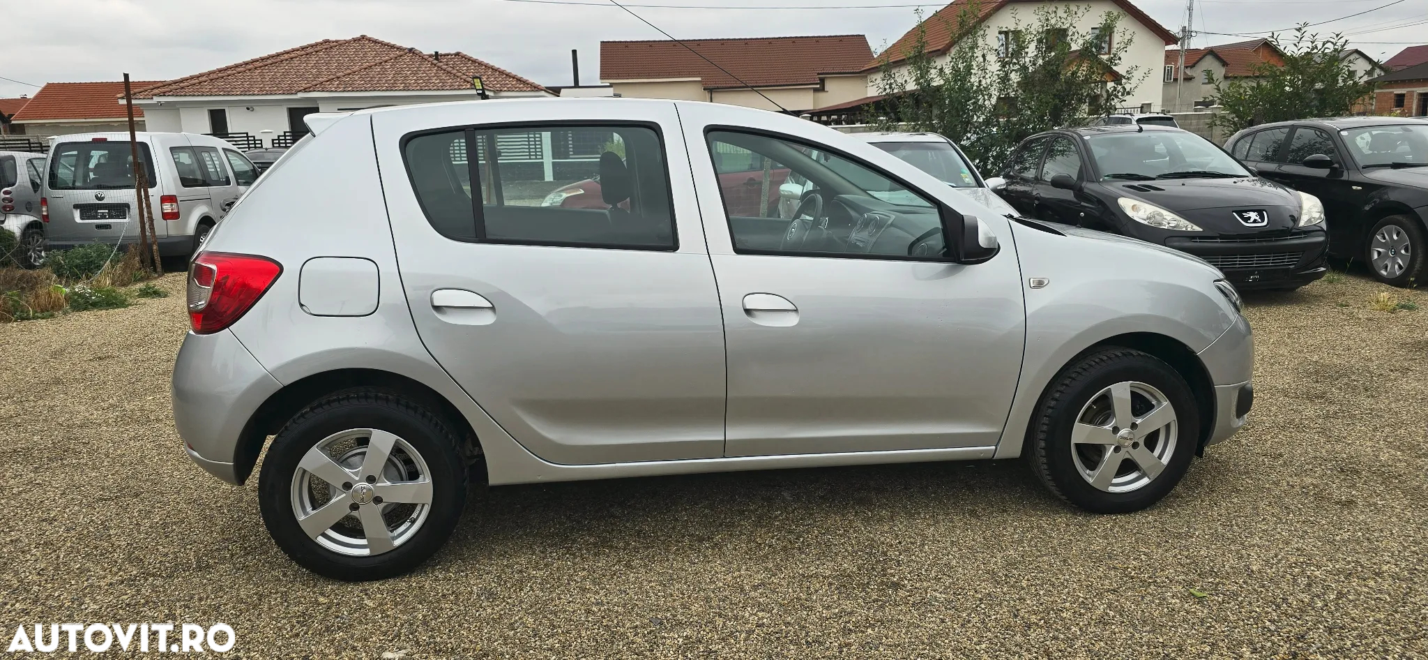 Dacia Sandero 1.2 75CP Laureate - 20