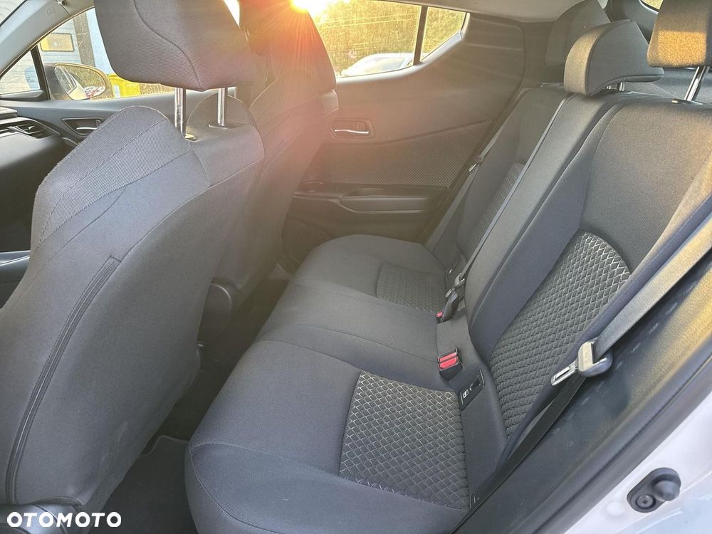 Toyota C-HR 1.8 Hybrid GPF Comfort - 12