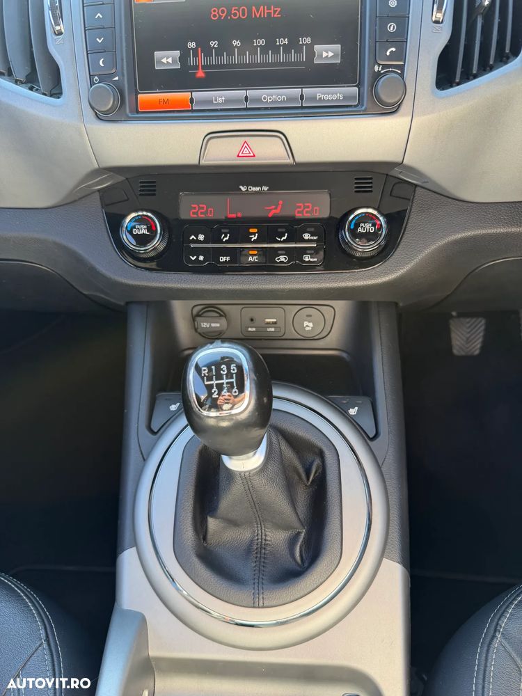 Kia Sportage - 10