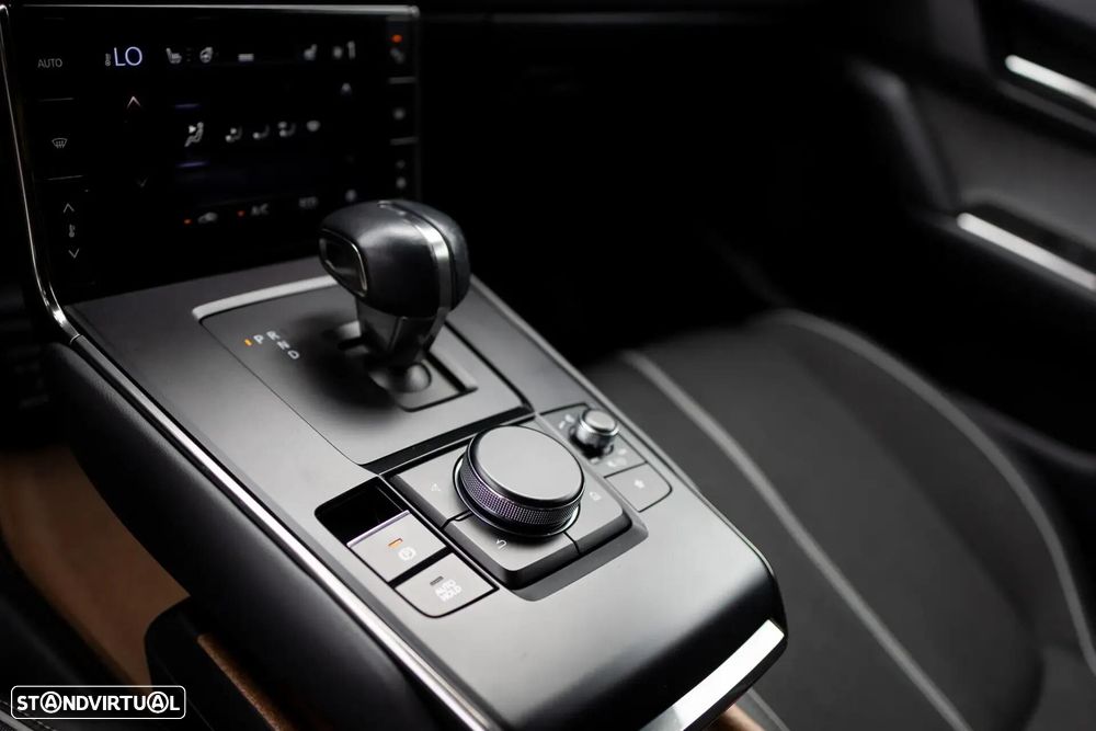 Mazda MX-30 e-SKYACTIV Excellence - 34