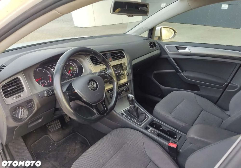 Volkswagen Golf - 7