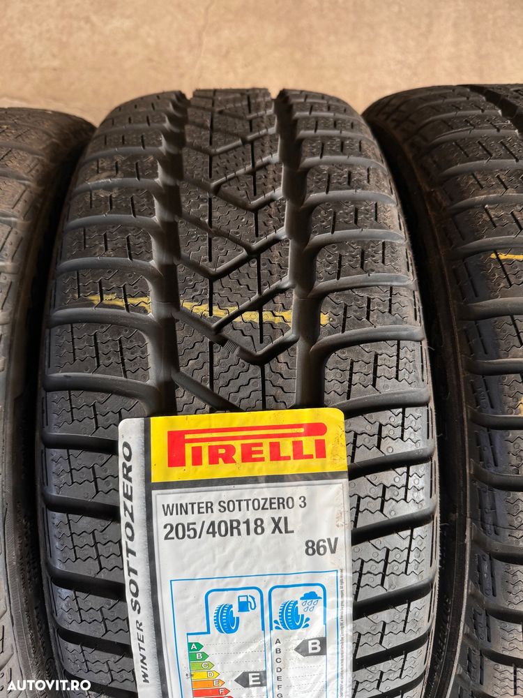 Vând 4 anvelope 205/40/18 Pirelli de iarnă noi - 3