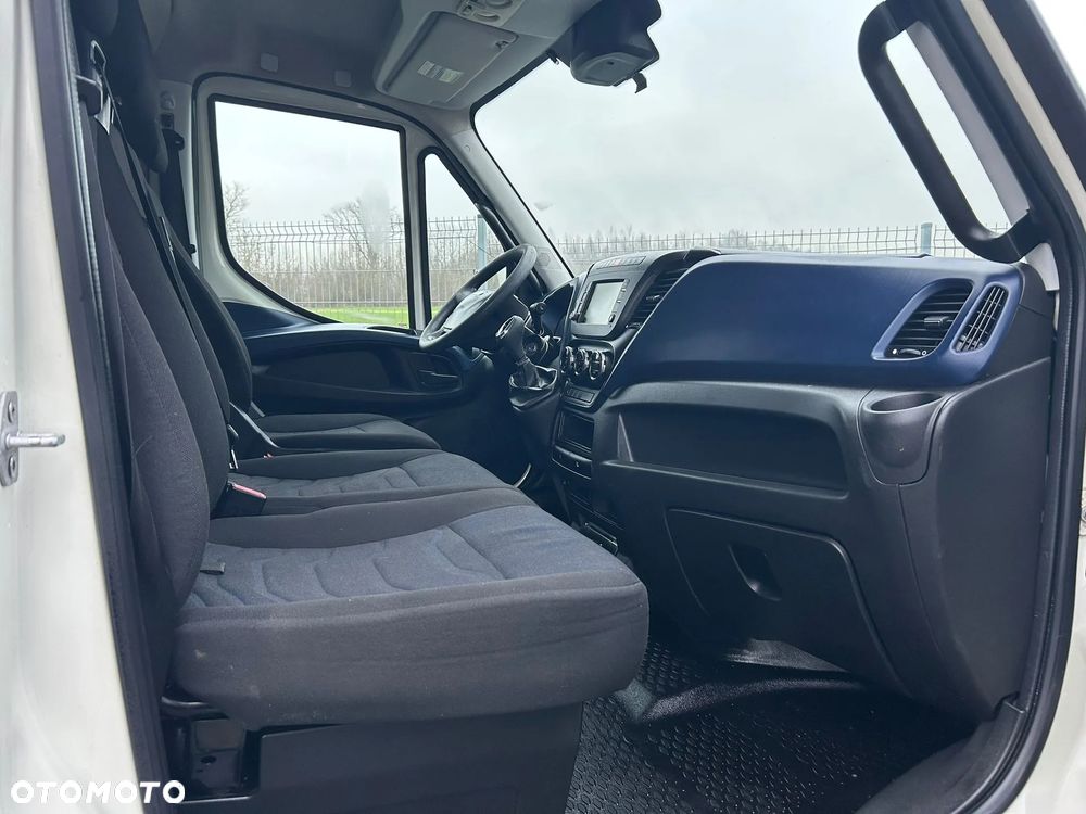 Iveco Daily 35C18 3.0 HPI Hi-Matic Rama pod zabudowę **Rozstaw osi 410cm**KLIMA**Serwis**Sprowadzony** - 8