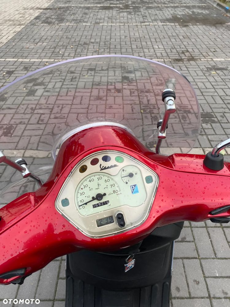 Piaggio Vespa - 3
