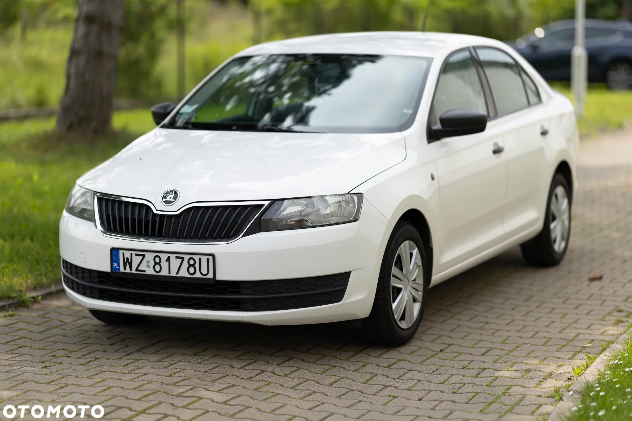 Skoda RAPID 1.2 Active - 1