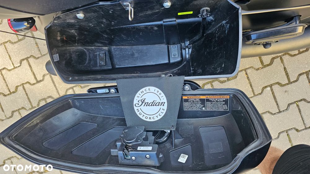 Indian Roadmaster - 4