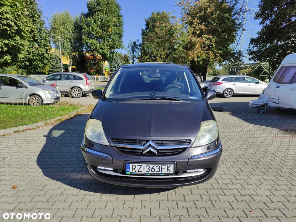Citroën C8