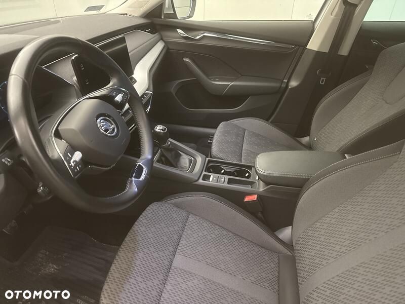 Skoda Octavia 1.5 TSI ACT Style - 11