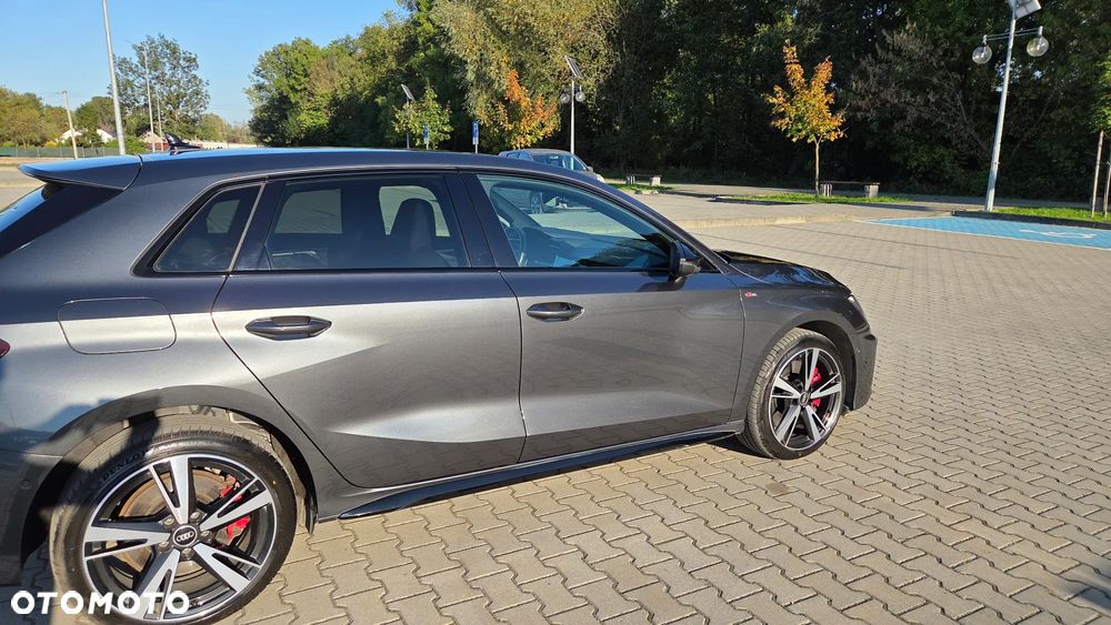 Audi A3 Sportback - 16