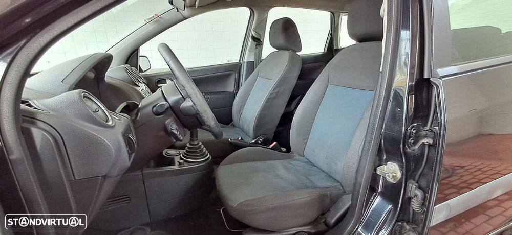 Ford Fiesta 1.25 Trend - 9