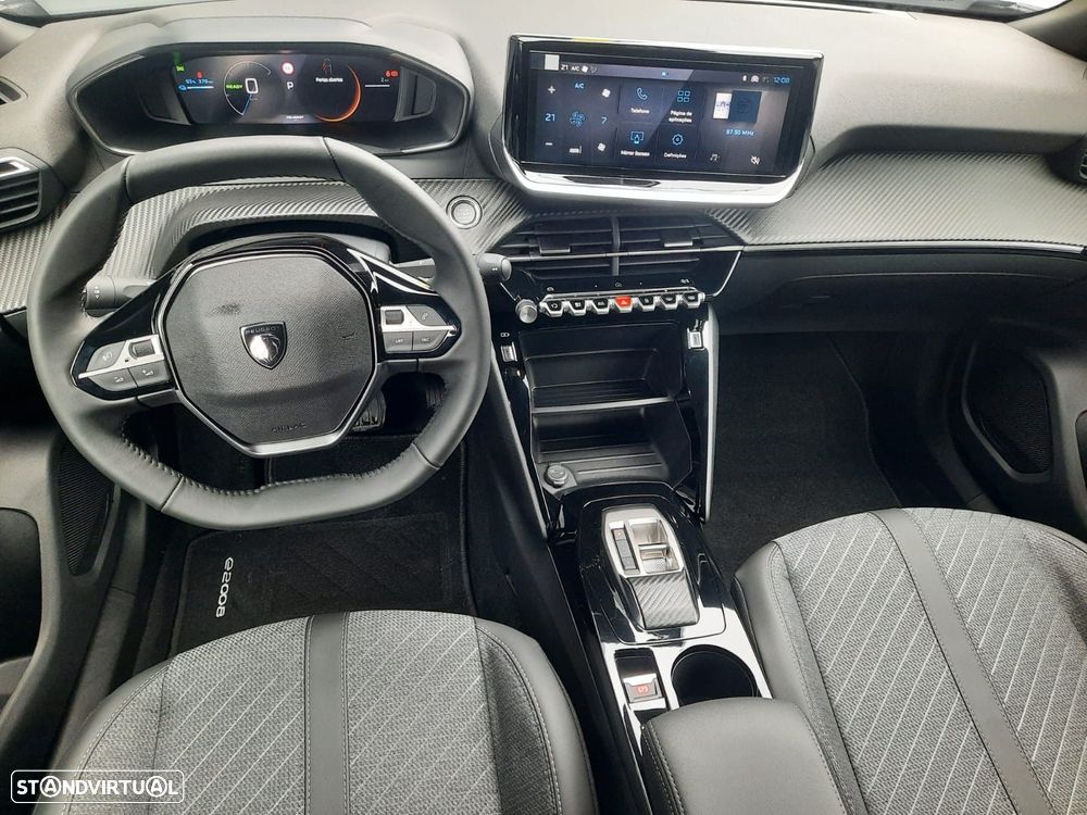 Peugeot e-2008 54 kWh Allure - 6