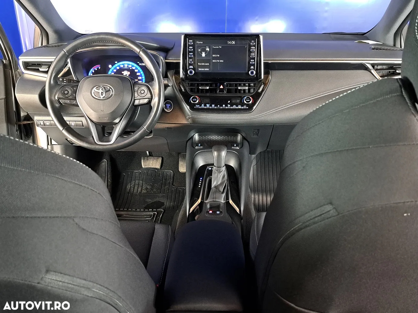 Toyota Corolla - 14