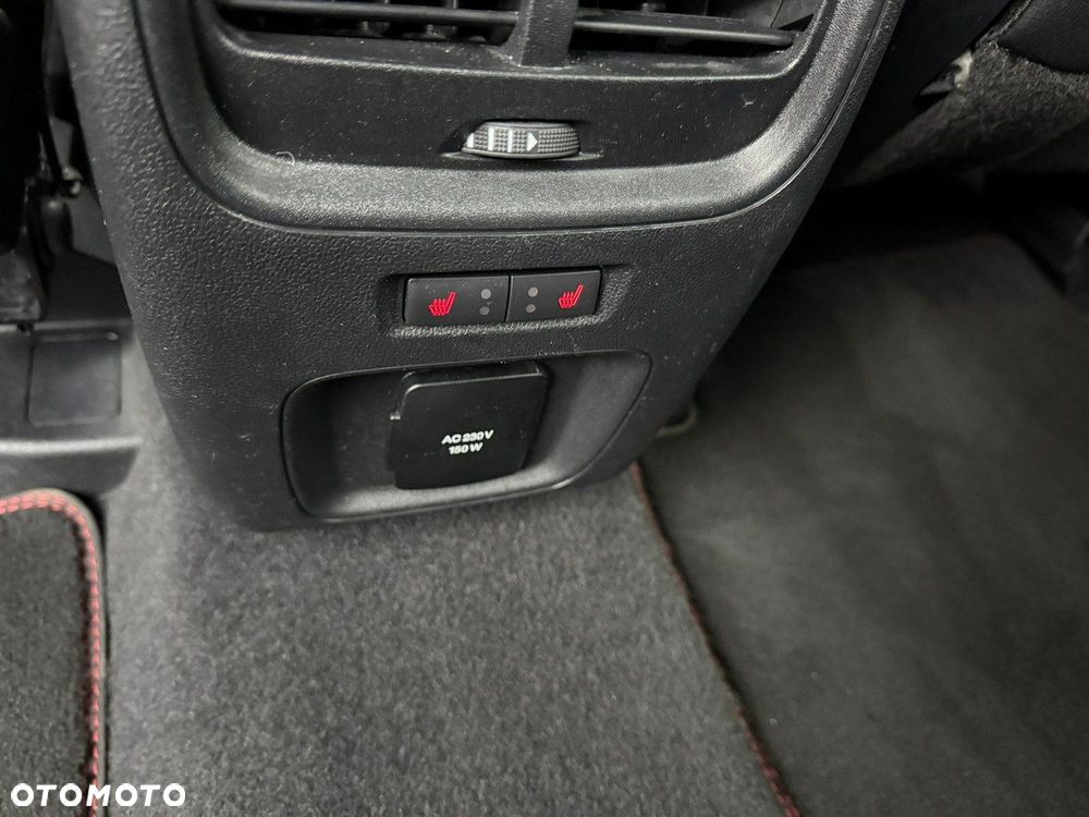 Ford Kuga - 13
