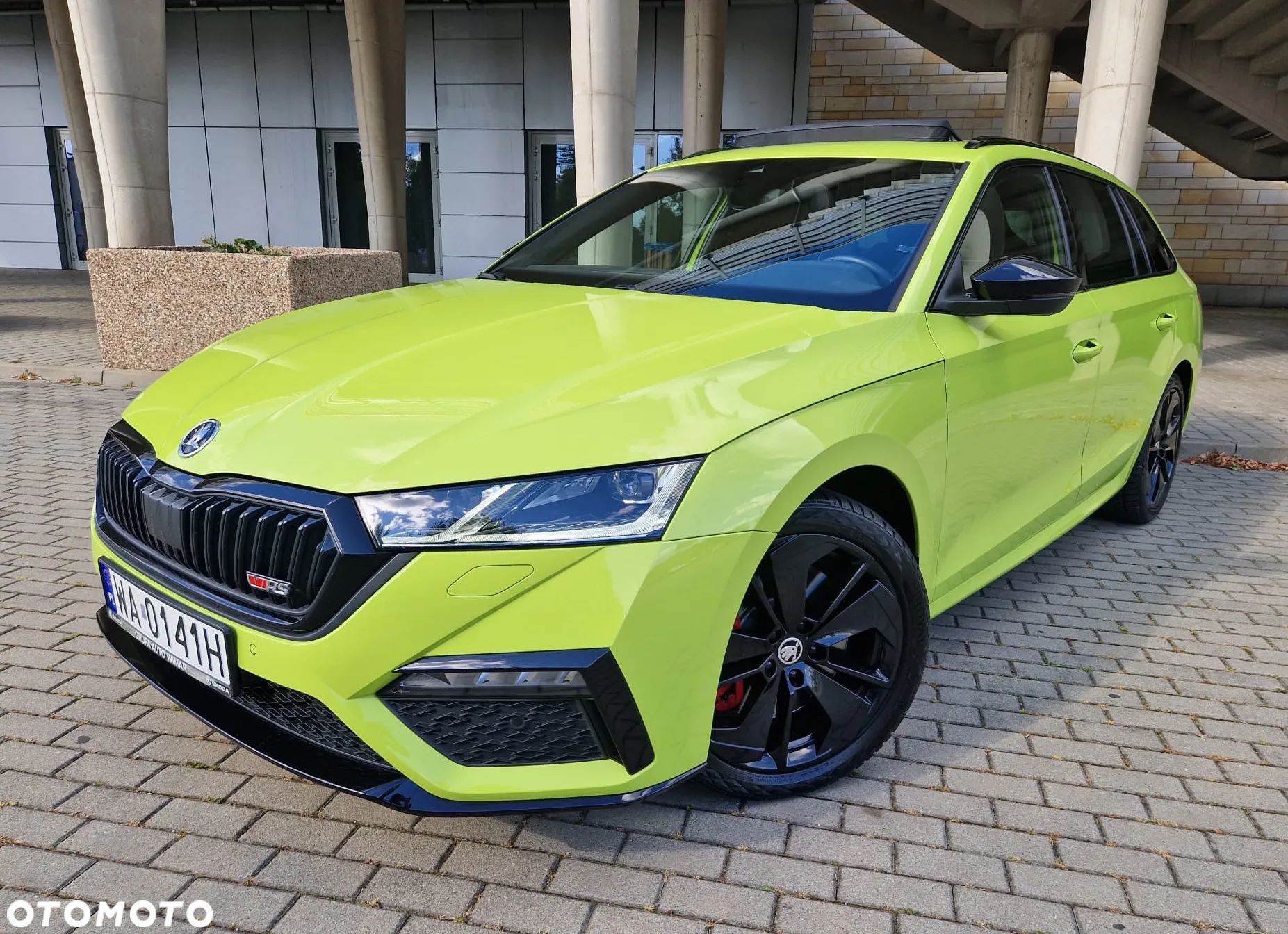 Skoda Octavia 2.0 TSI RS DSG - 1