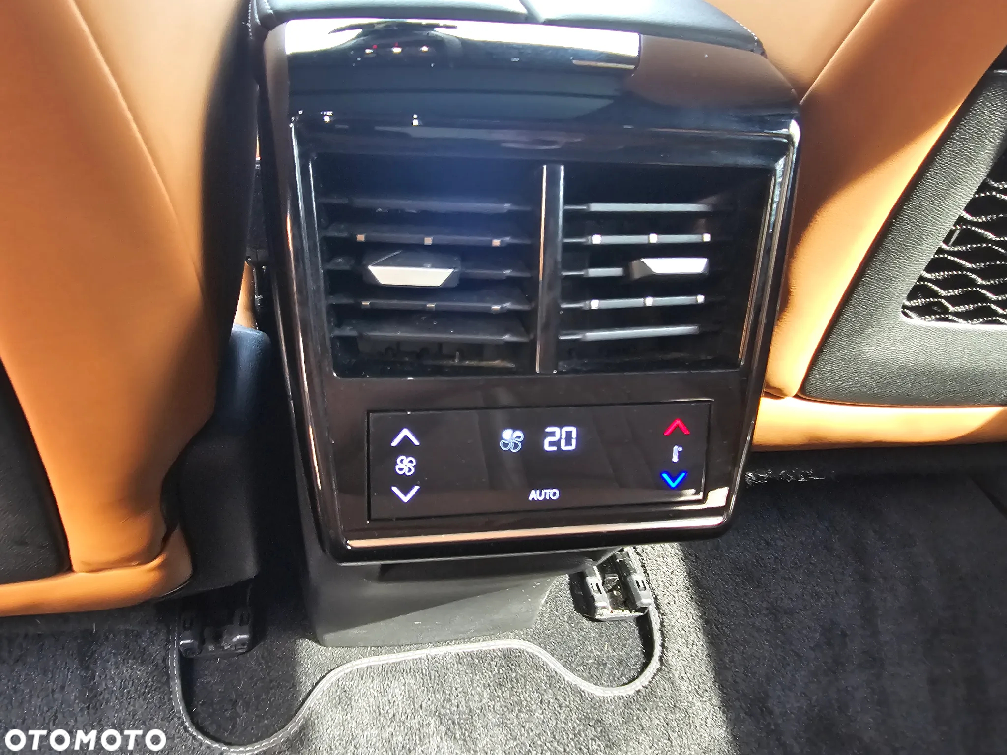 DS Automobiles DS 7 Crossback - 15
