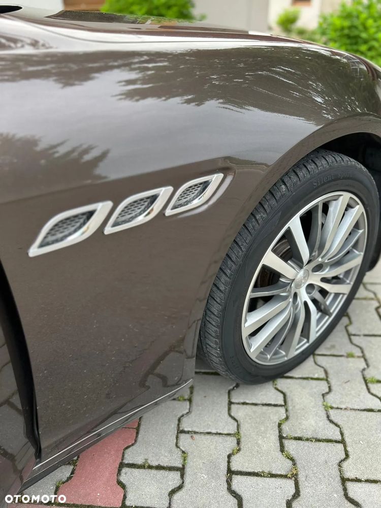 Maserati Quattroporte - 25