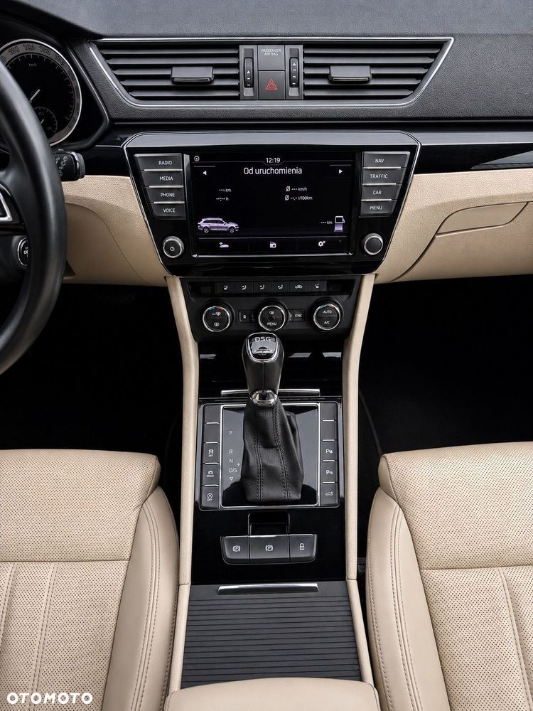 Skoda Superb 2.0 TSI 4x4 L&K DSG - 17