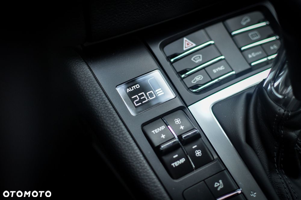 Porsche Macan - 22