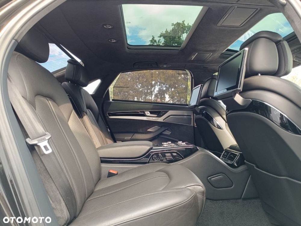 Audi A8 - 38