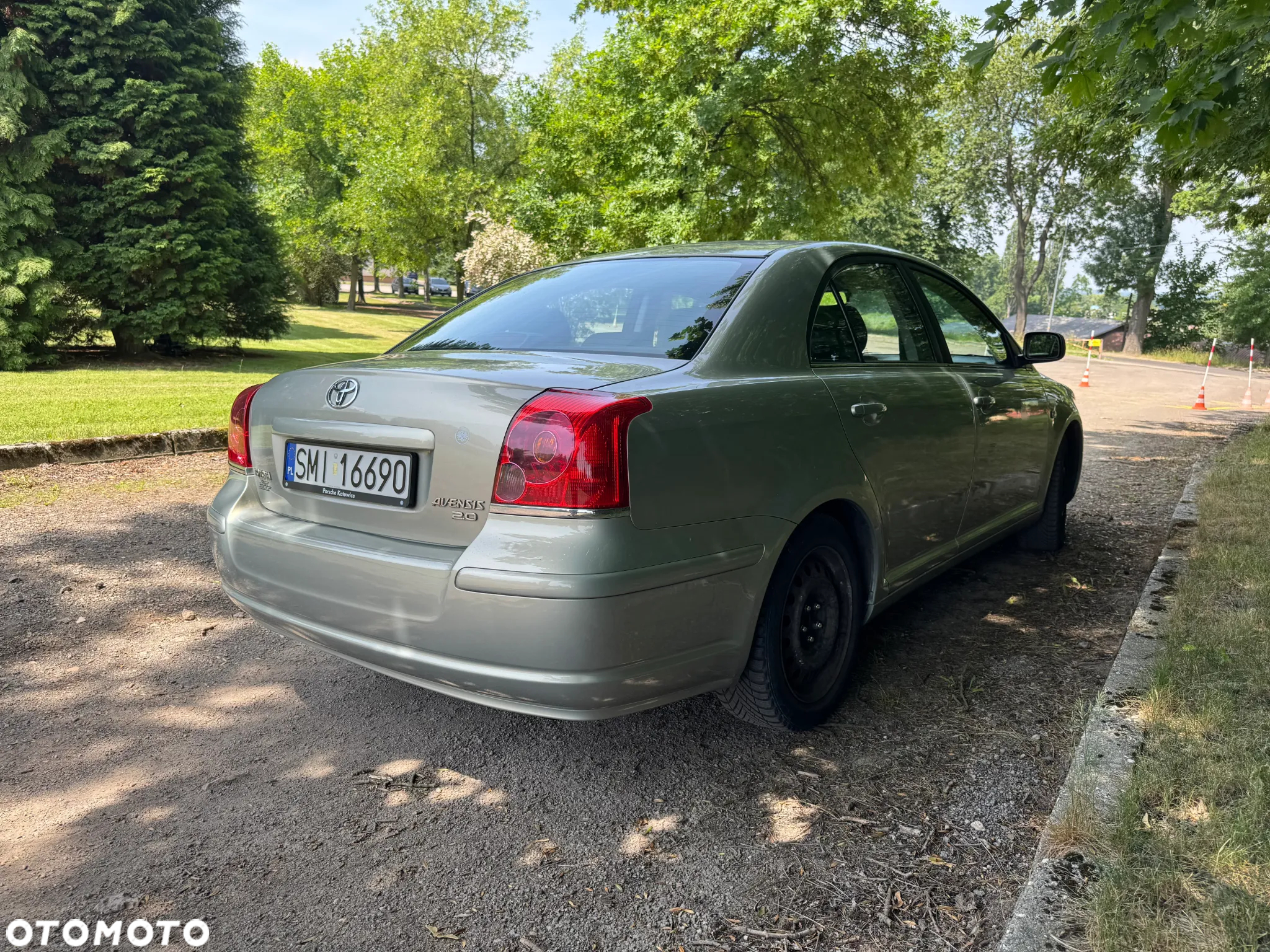 Toyota Avensis - 7