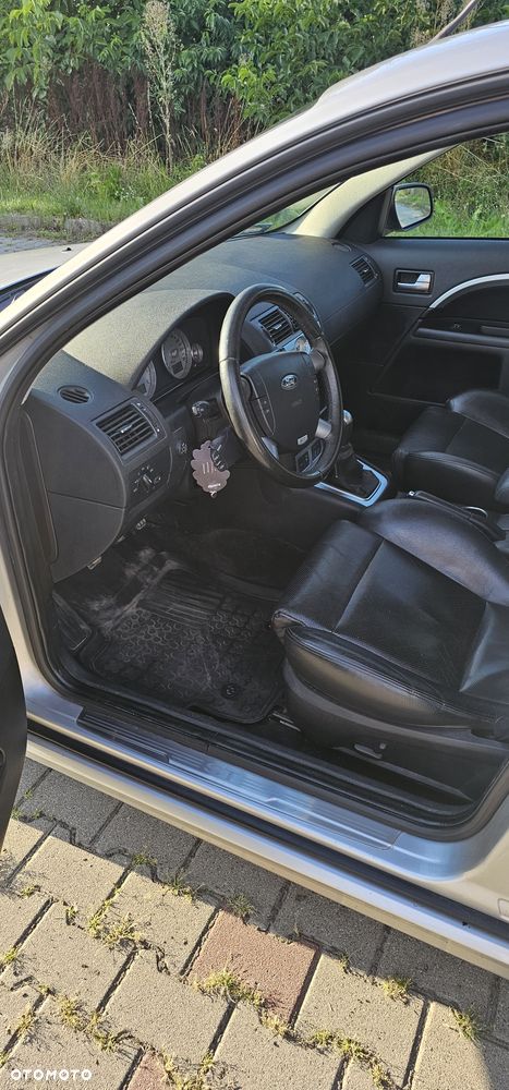 Ford Mondeo V6 ST 220 - 13