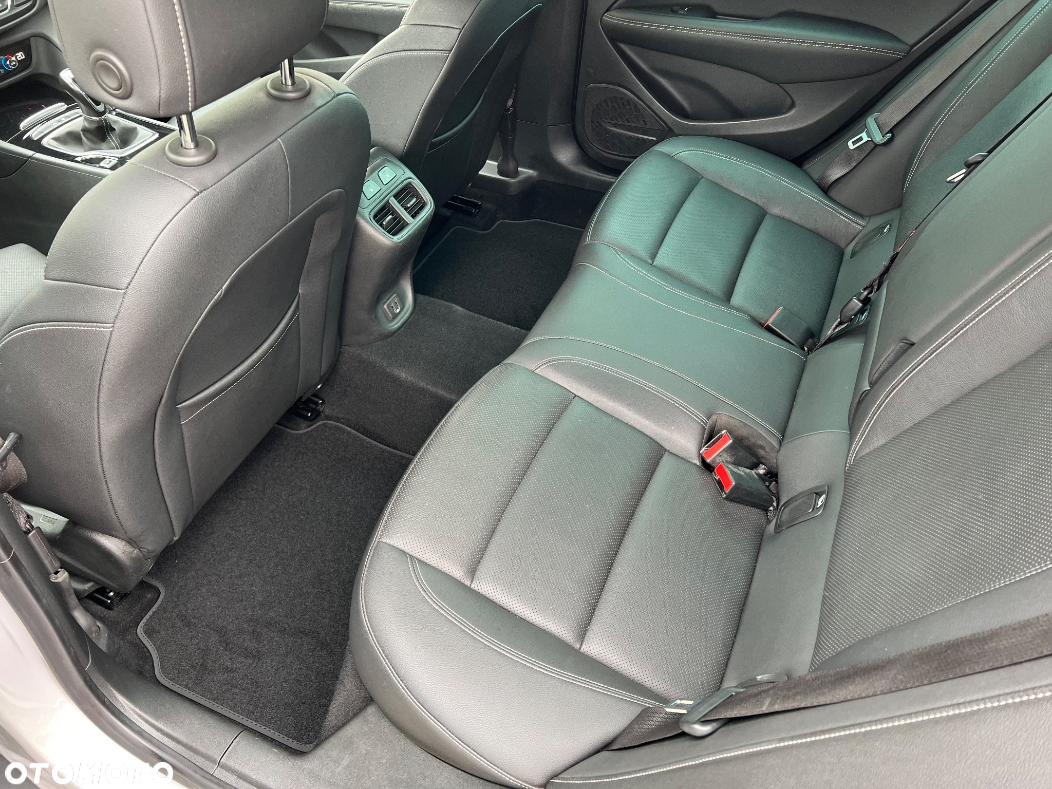 Opel Insignia 1.6 CDTI Innovation S&S - 18