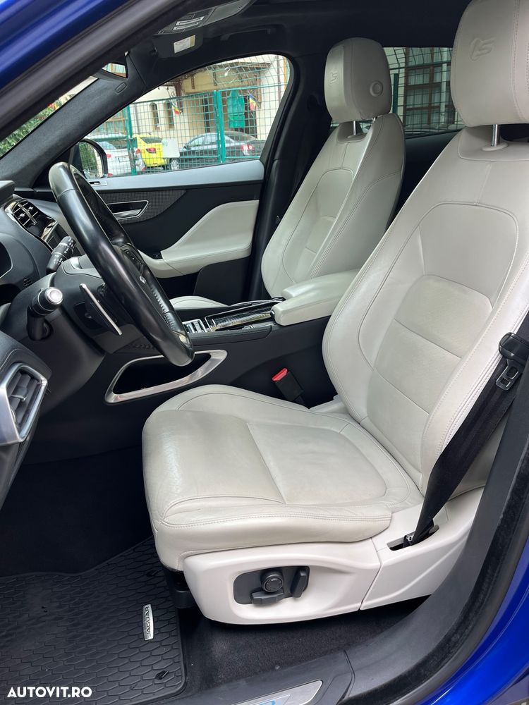Jaguar F-Pace 30d AWD R-Sport - 16