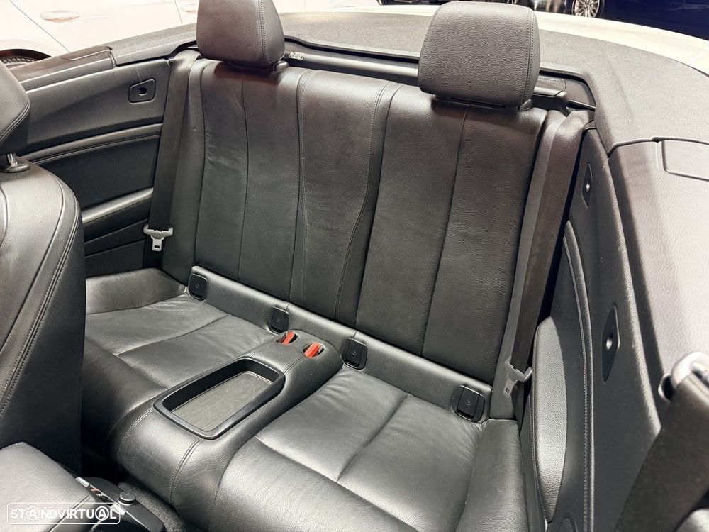 BMW 218 i Cabrio Line Sport - 15