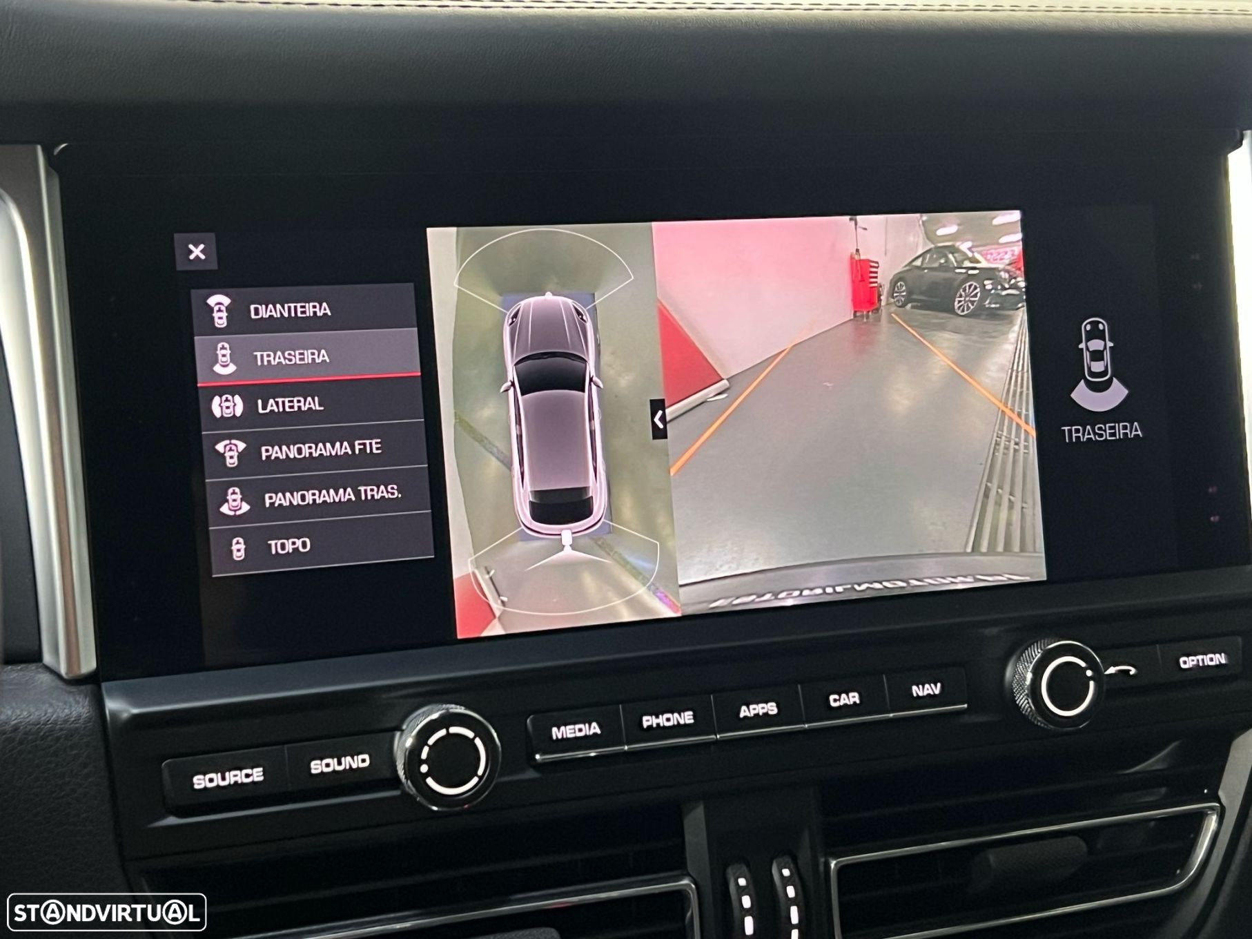 Porsche Macan Standard - 18