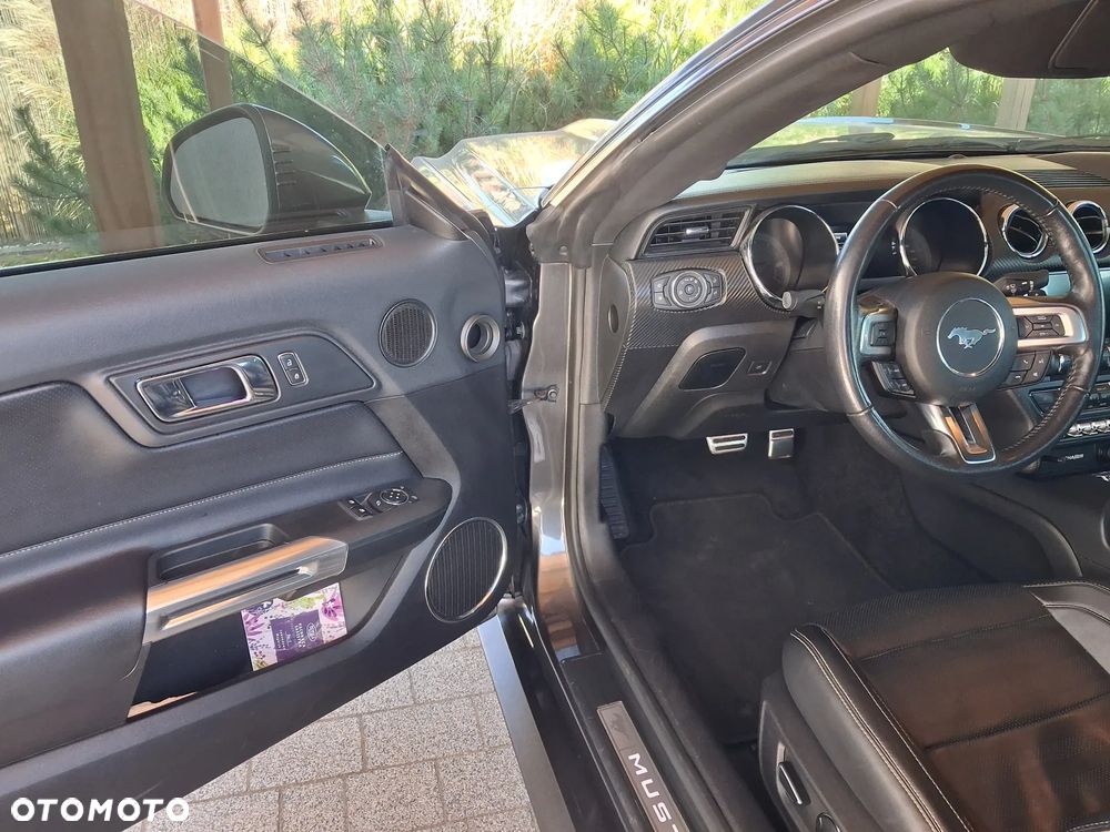 Ford Mustang 5.0 V8 GT - 13