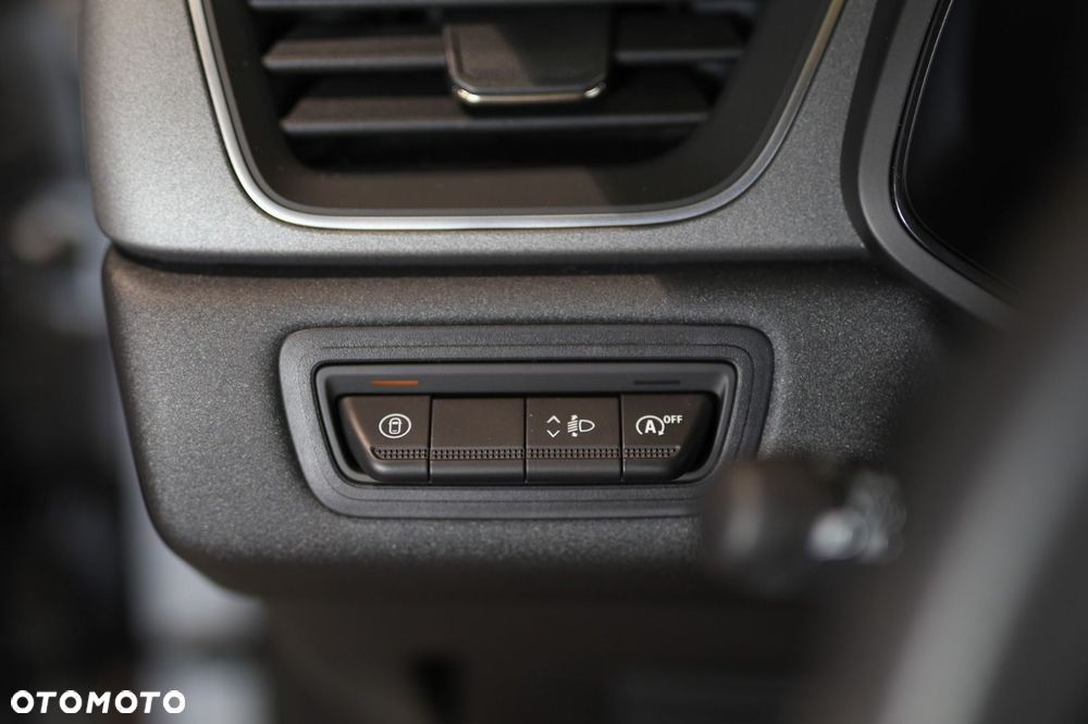 Renault Captur - 17