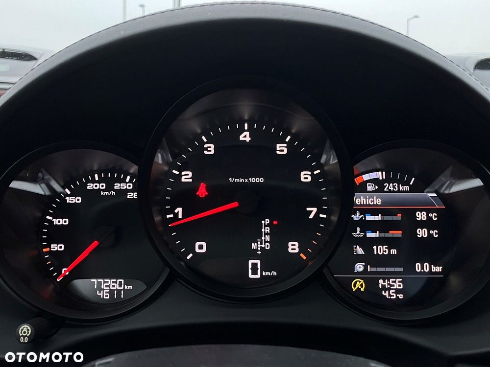 Porsche 718 Cayman - 31