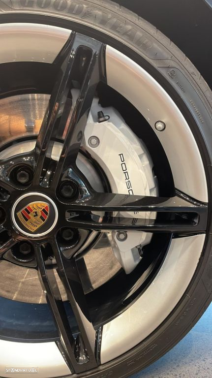 Porsche Taycan 4S - 3