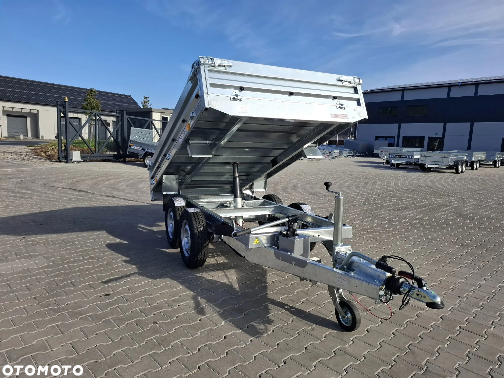 Neptun DOSTAWA! Przyczepa WYWROTKA wym. 256,5x148x30 Kiper HAMOWANA N20-420 2 kps PLATFORMA! Uchylana ręcznie lub za pomocą wkrętarki DMC 2700 kg GN251 - 9