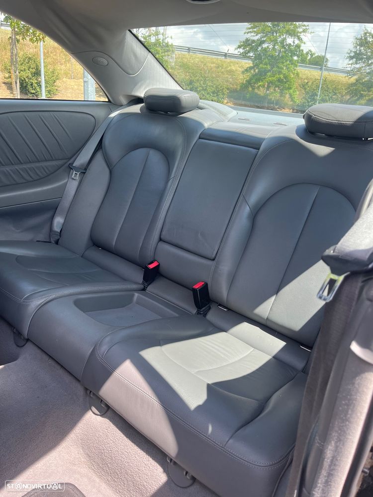 Mercedes-Benz CLK 220 CDi Elegance Aut. - 18