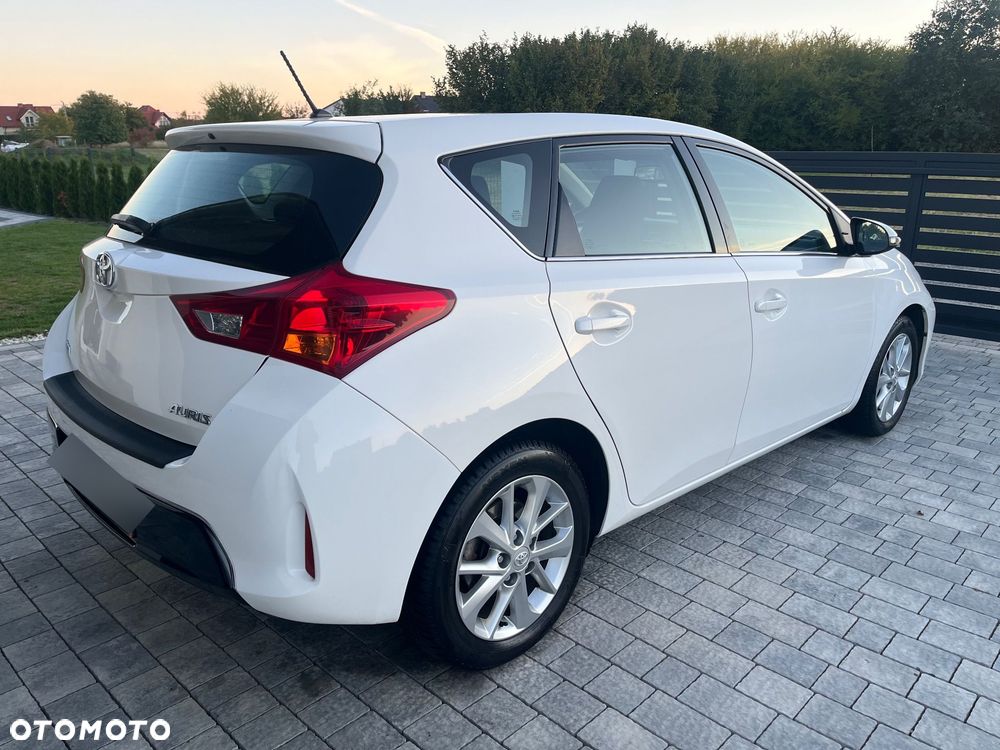 Toyota Auris - 5