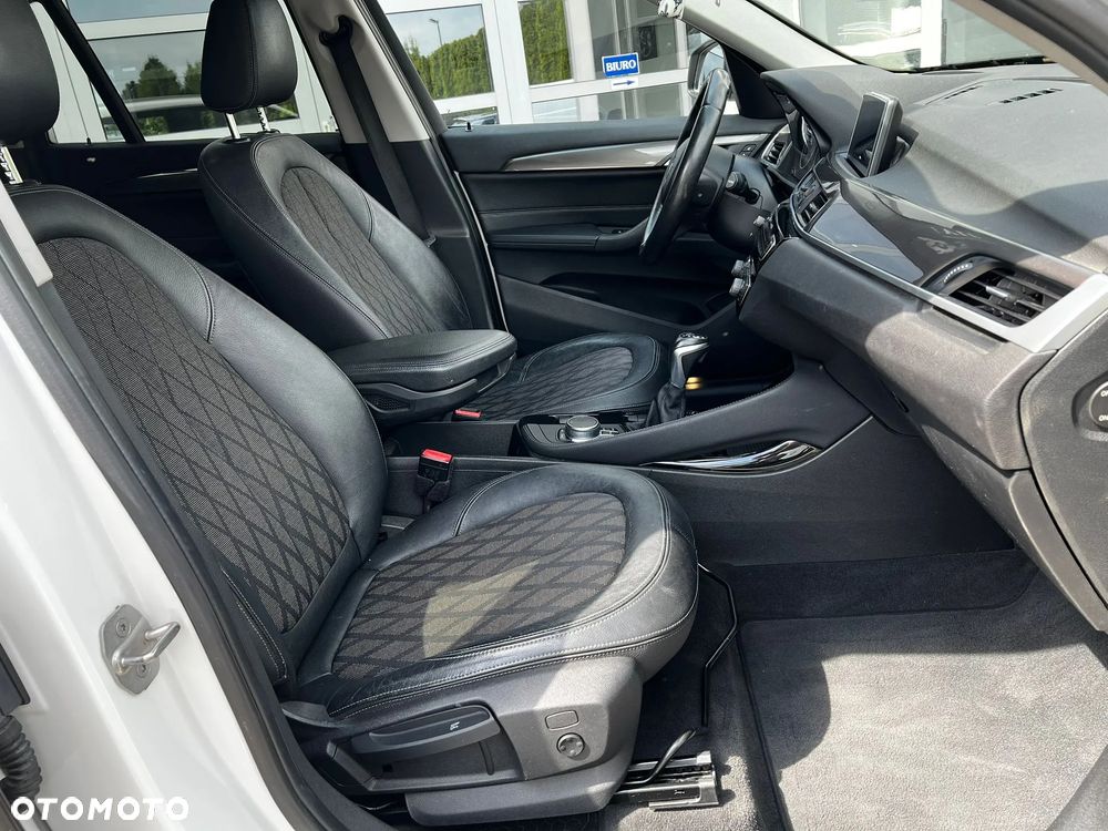 BMW X1 sDrive18d xLine sport - 19