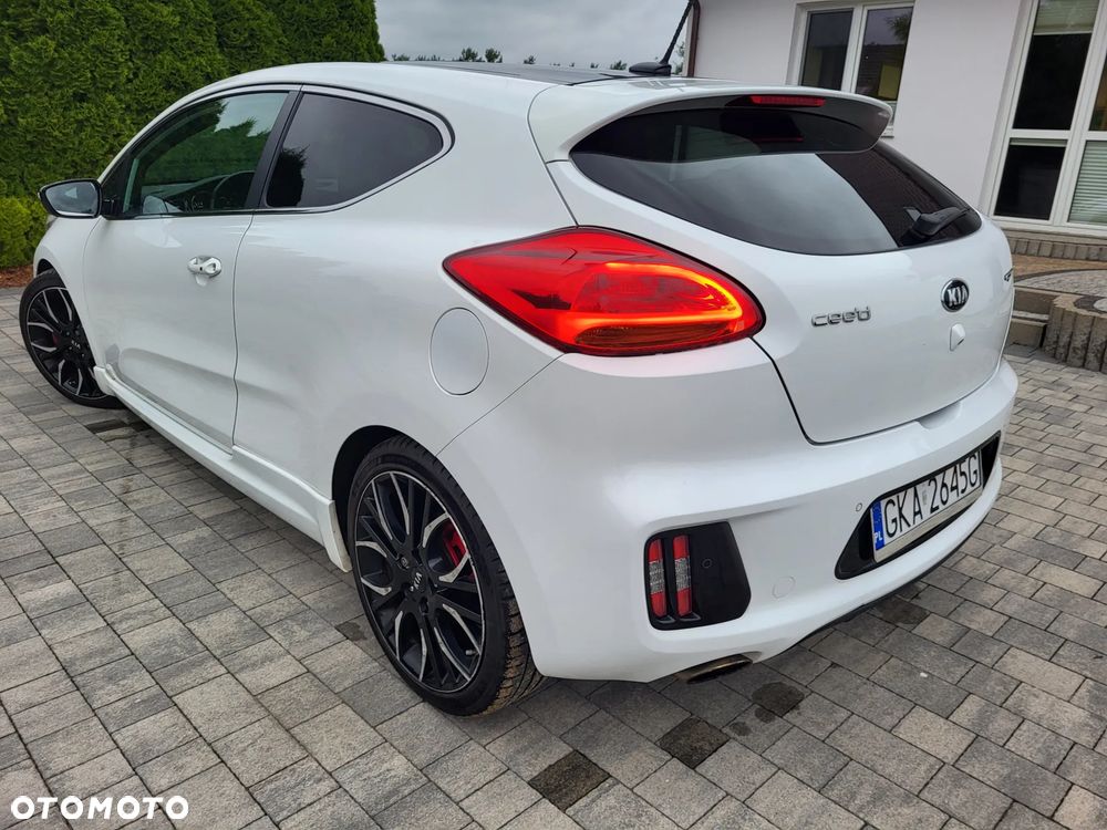 Kia Ceed 1.6 T-GDI GT L - 8