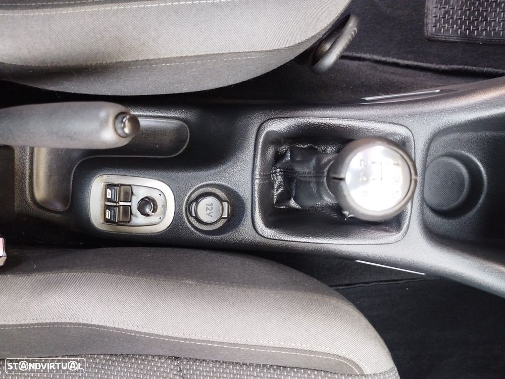 Peugeot 206+ 1.1 Urban - 23