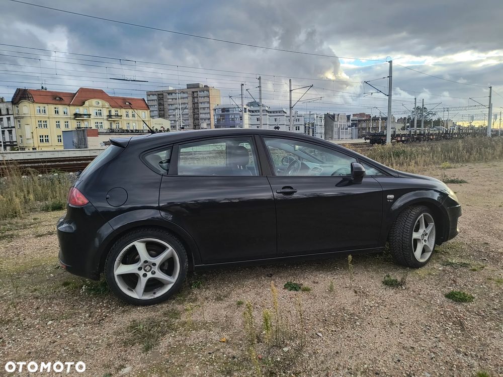 Seat Leon 2009 photo 3