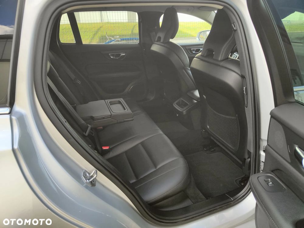 Volvo V60 D4 Geartronic Inscription - 13