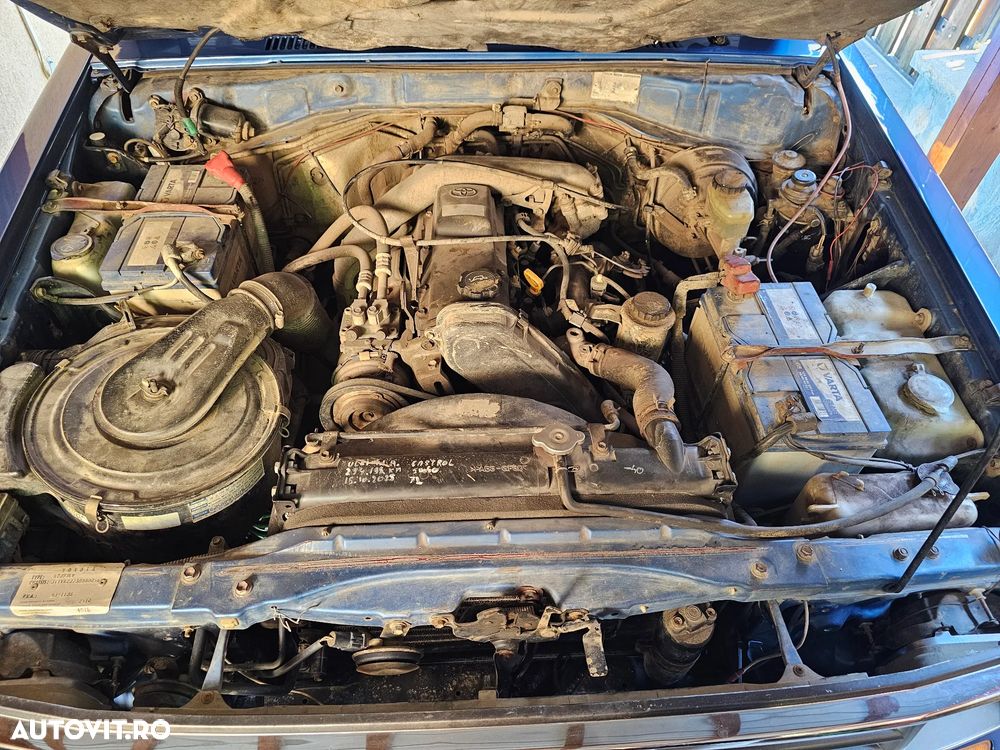 Toyota Land Cruiser - 14