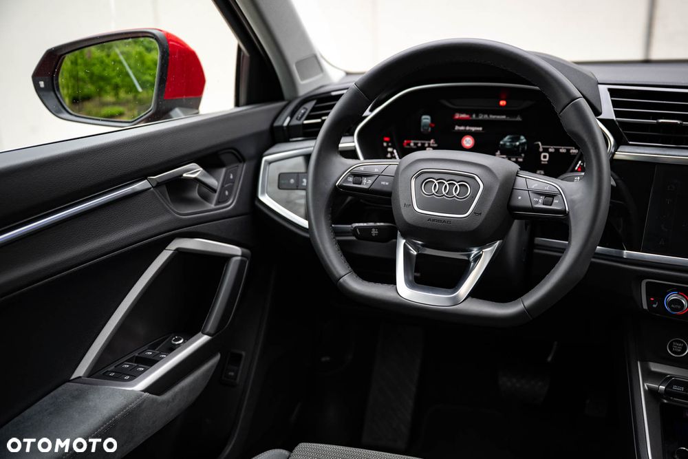 Audi Q3 35 TFSI mHEV S-Line S tronic - 25