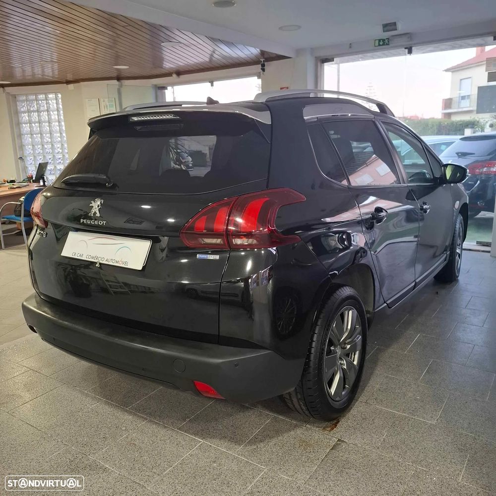 Peugeot 2008 1.2 PureTech Style - 43
