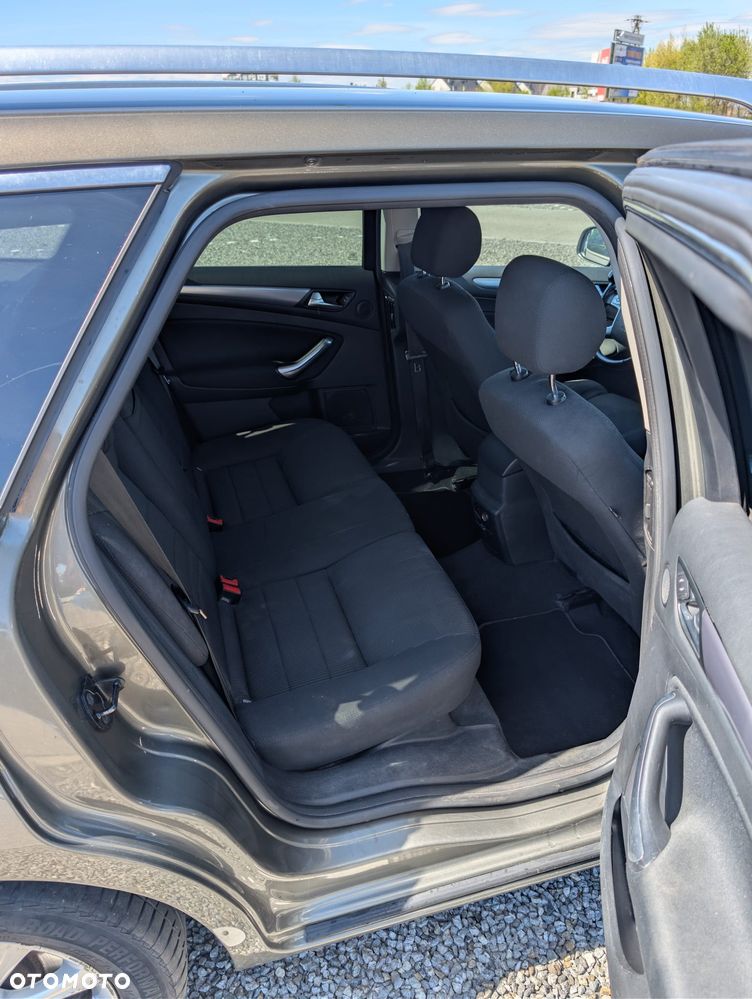 Ford Mondeo 2.0 TDCi Titanium - 13