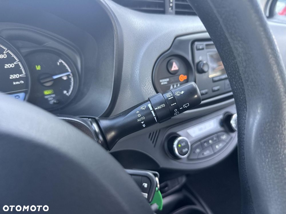 Toyota Yaris - 15